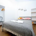 Cute Little In The Old Town Apartman *